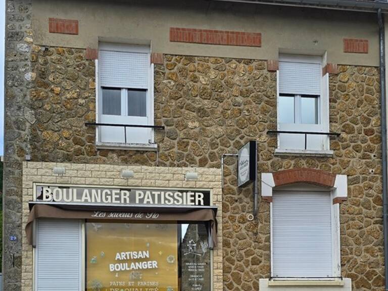 Immeuble à vendre VENTEUIL (51) — photo 1