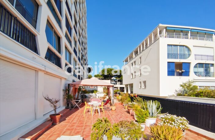 HERAULT (34) LA GRANDE−MOTTE (34280) à vendre Appartement 3 pièces de 91 m 2 et terrasse de 120 m 2 — photo 4