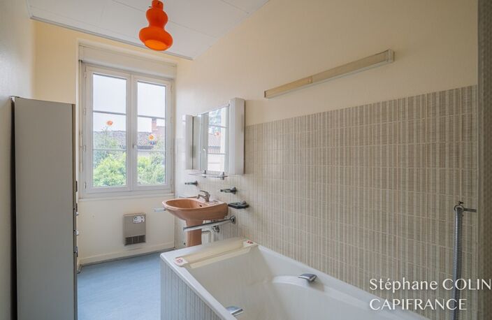 Dpt Isère (38), à vendre TULLINS appartement T4 de 90 m² + combles — photo 5