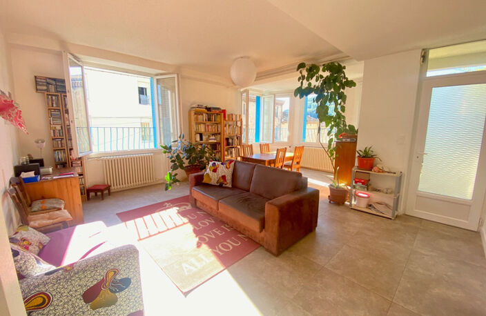 Maison à vendre 7 pièces  (07) — photo 2