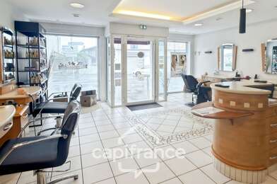 Commerce 2 pièces 127530 €