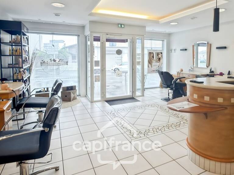 Fonds de commerce à vendre SOUSTONS (40) – Salon de coiffure clé en main — photo 1