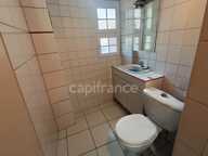 Appartement à vendre 2 pièces AGDE (34) - Un 2 pièces lumineux à réinventer dans l’une des rues les plus authentiques d’Agde — photo 2