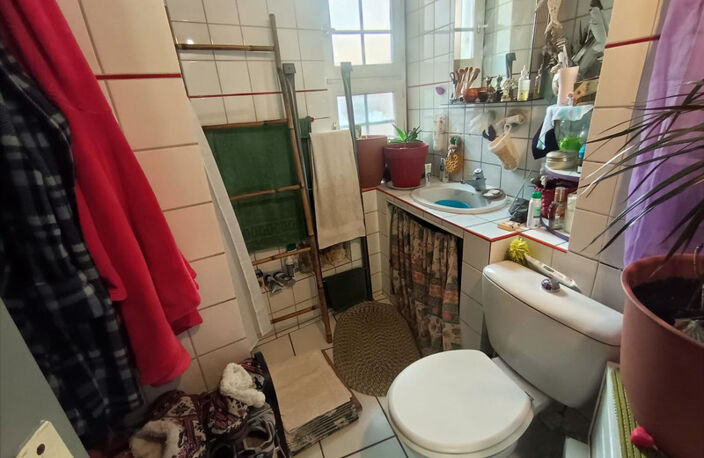 Appartement à vendre 2 pièces AGDE (34) - Un 2 pièces lumineux à réinventer dans l’une des rues les plus authentiques d’Agde — photo 3