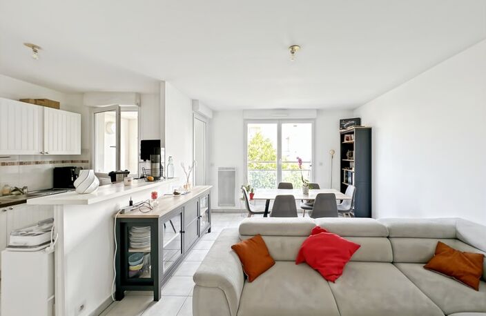 La Rochelle, Appartement à vendre 3 pièces 66m2, 1er étage, ascenseur, loggia, garage — photo 2