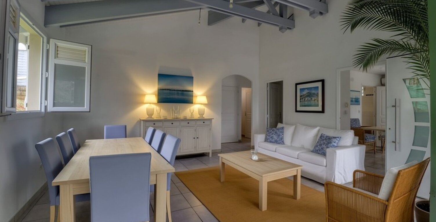 Villa T4 récente avec vue dégagée et terrain piscinable – Le Marin — photo 1