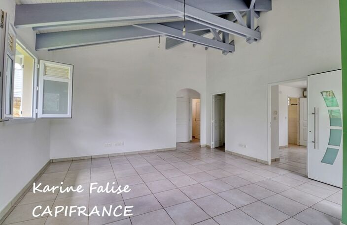 Villa T4 récente avec vue dégagée et terrain piscinable – Le Marin — photo 2