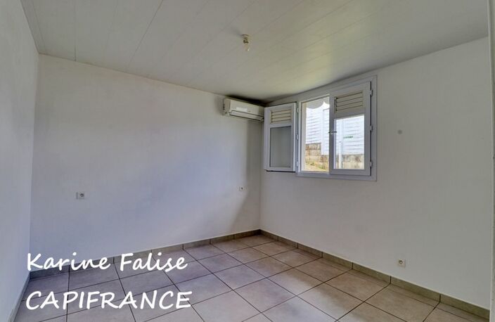 Villa T4 récente avec vue dégagée et terrain piscinable – Le Marin — photo 5
