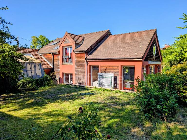 Maison familiale atypique - DPE C - vaste terrain arboré — photo 1