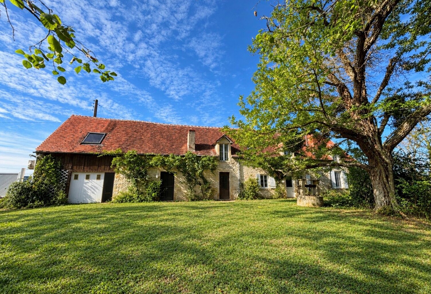 Maison de campagne à vendre 6 pièces proche Dun sur Auron — photo 1