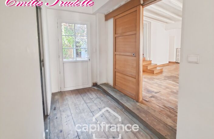 Maison à vendre 6 pièces LA CHARTRE SUR LE LOIR (72) Maison de caractère – cœur de ville – 181 m² – cour, dépendance et caves — photo 4