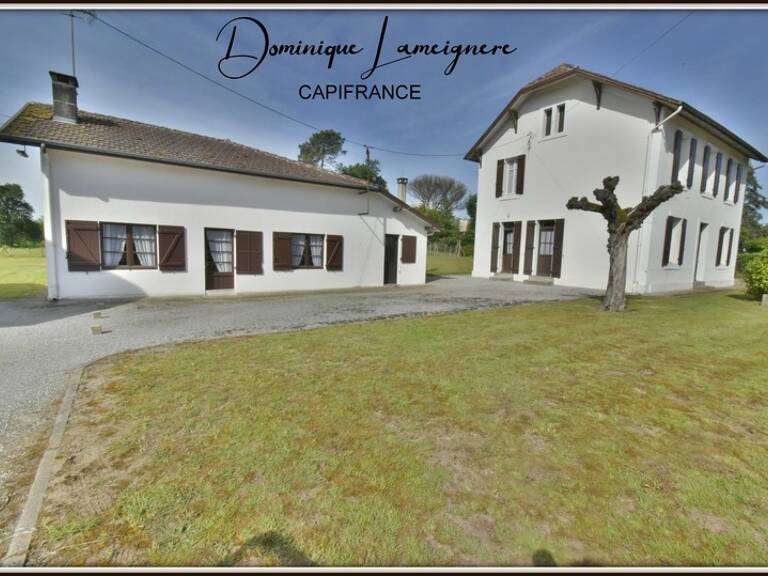BEGAAR - PROPRIETE de 2 MAISONS - GARAGE + 2 DEPENDANCES — photo 1