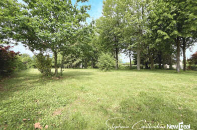 Terrain  185000 €