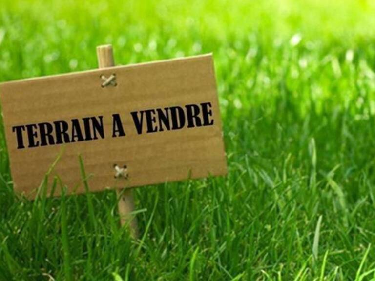 Terrain à construire  953 m²  — photo 1