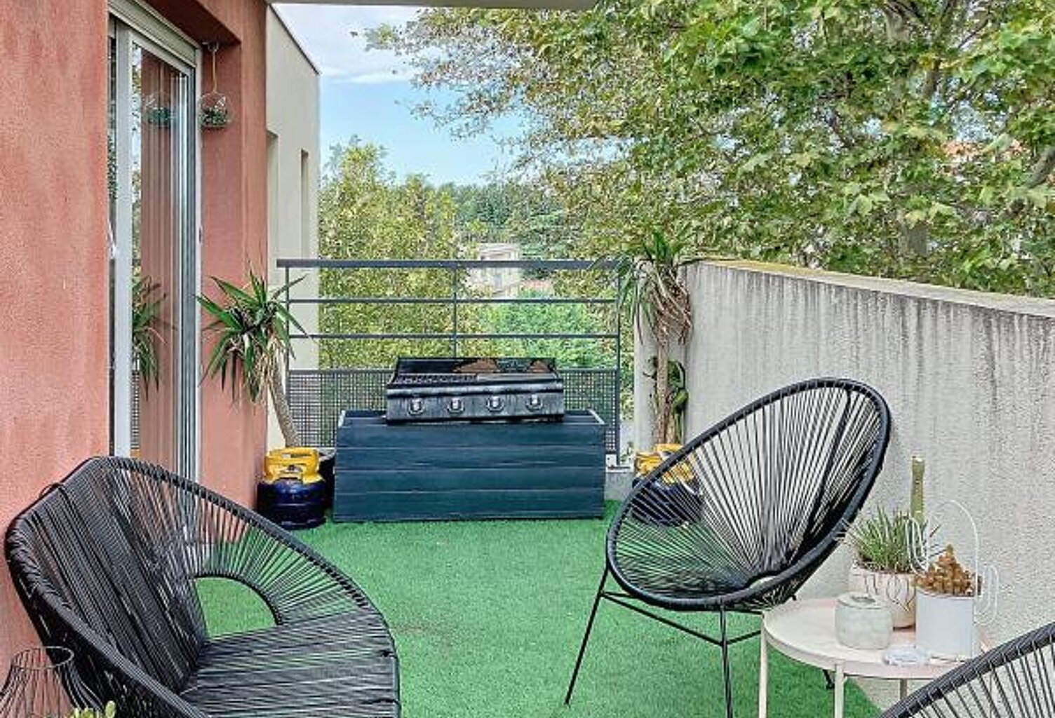 Appartement À Vendre, investissement locatif, 2 pièces, Terrasse, Parking, Ascenseur, dernier étage — photo 1