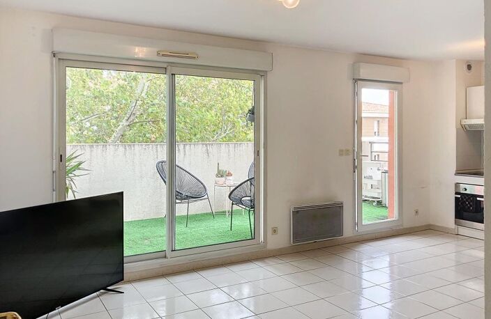 Appartement À Vendre, investissement locatif, 2 pièces, Terrasse, Parking, Ascenseur, dernier étage — photo 3