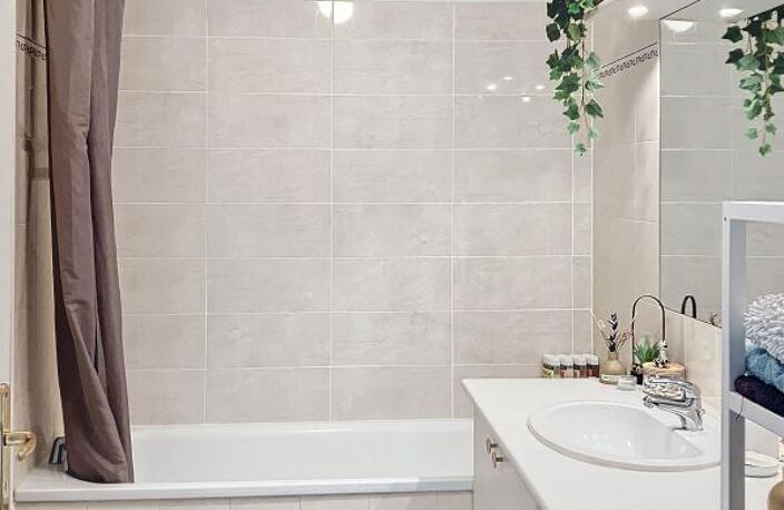Appartement À Vendre, investissement locatif, 2 pièces, Terrasse, Parking, Ascenseur, dernier étage — photo 5