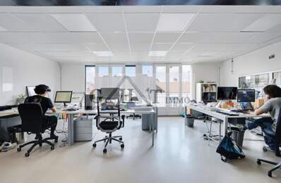 Bureaux 250 + Terrasse 200m2 à louer Montreuil — photo du bien