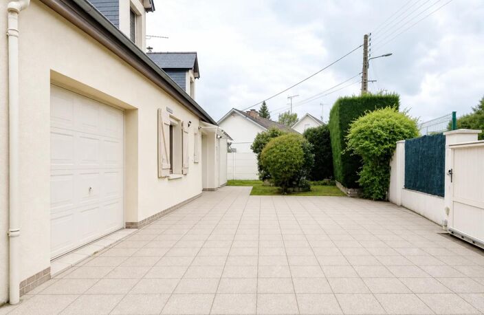 Maison de plain-pied avec piscine à Morée — photo 3