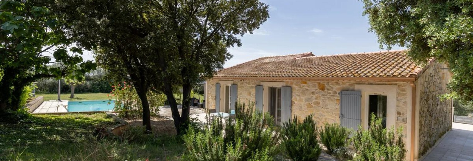 Maison 9 Pièces 225 m² à vendre à Saint-Gilles (30800)