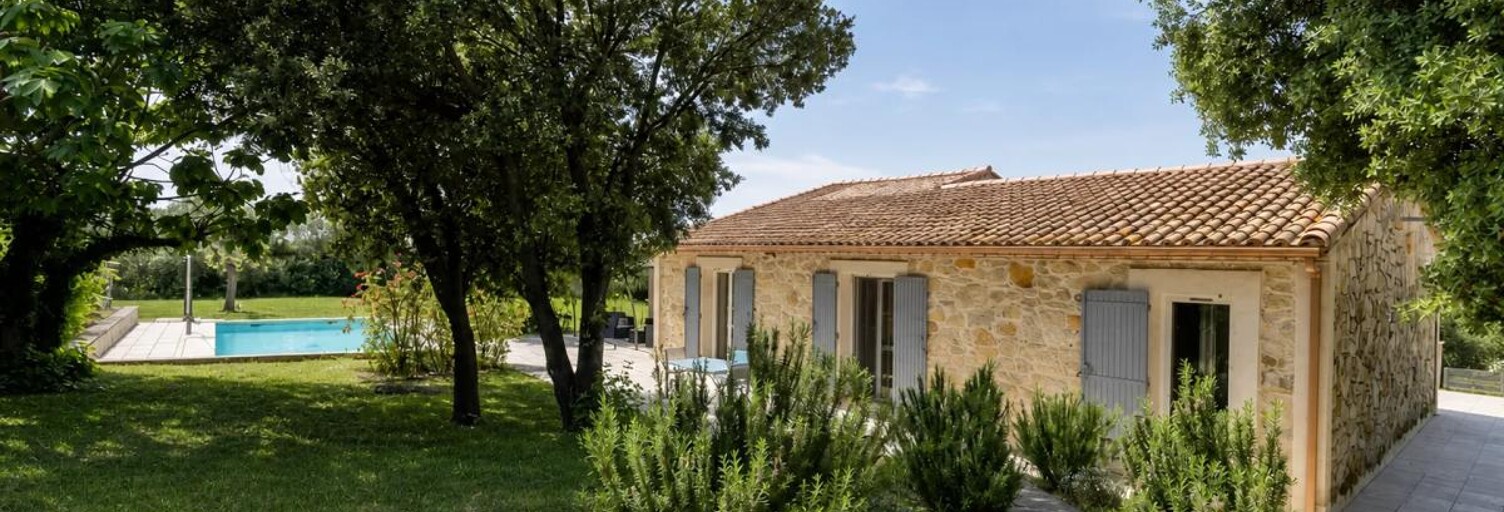 Maison 9 Pièces 225 m² à vendre à Saint-Gilles (30800)