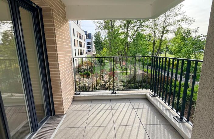 Appartement À Vendre — photo 2