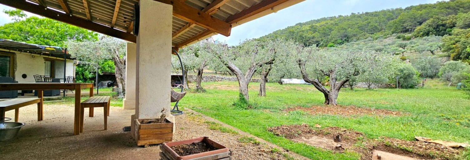 Maison 5 Pièces 146 m² à vendre à Claviers (83830)