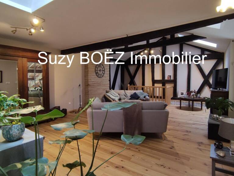 Propriété avec 3 logements, 2 séchoirs à tabac et puits — photo 1