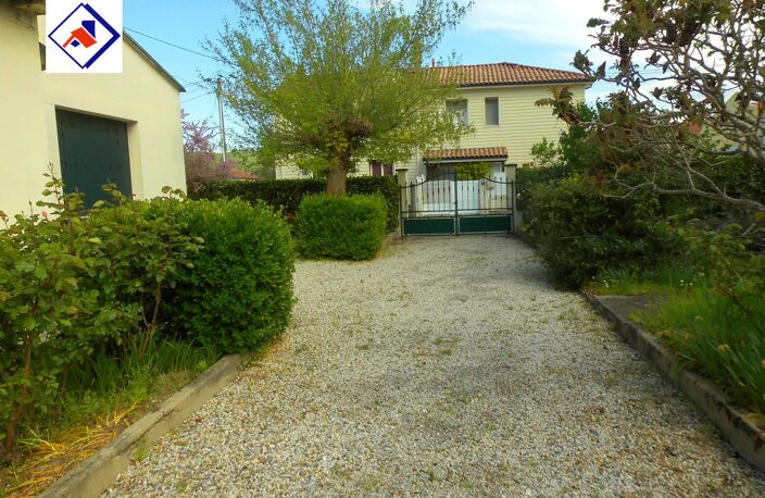 Vente maison 6 pièces  Lavelanet (09300) — photo 3
