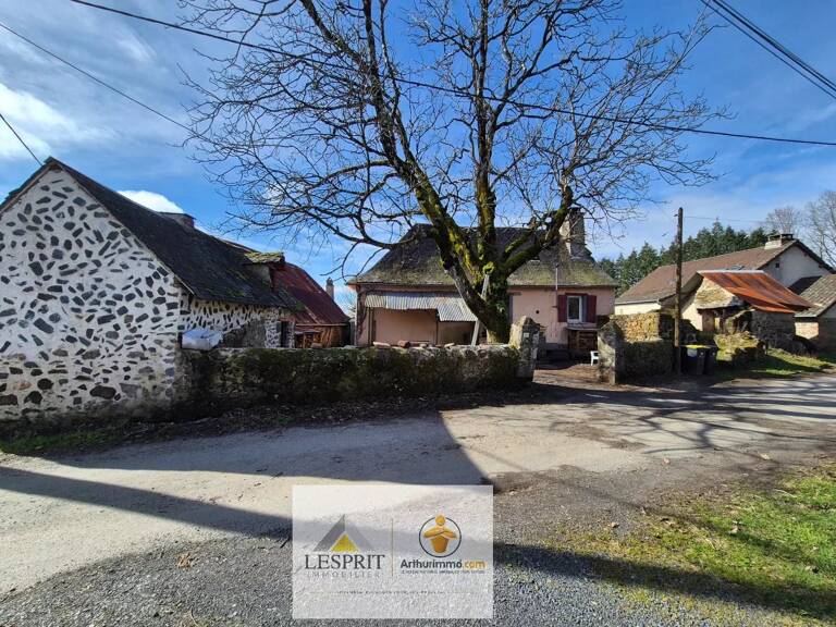   MAISON À RÉNOVER – 15 MIN D’OBJAT – HAMEAU CALME — photo 1