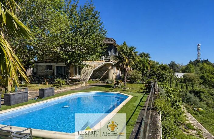 EN EXCLUSIVITÉ – Grande maison familiale avec piscine et vue panoramique sur Brive — photo 2