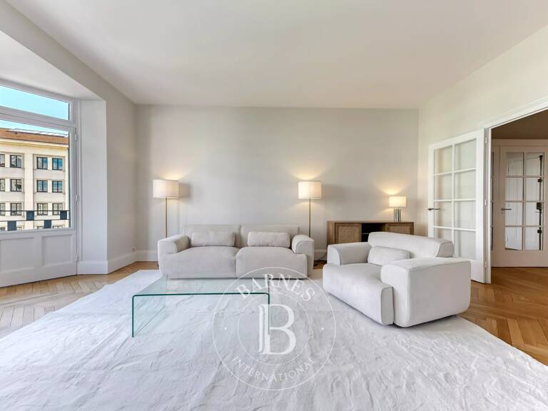 Lyon 6 - Brotteaux - Appartement meublé et climatisé de 132.25 m² - Balcon  - Bureau - 2 Chambres — photo 1