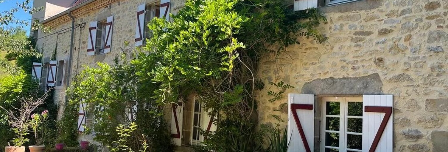 Maison 8 Pièces 233 m² à vendre à Nonards (19120)