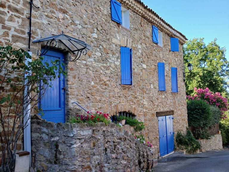 MAISON DE VILLAGE 153m2 / 13790 PEYNIER — photo 1