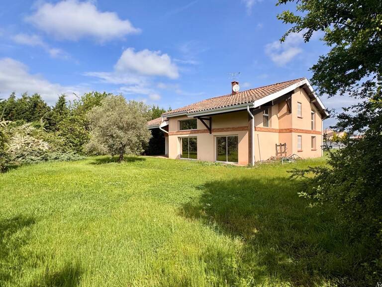 Maison d'Architecte T7 avec 2 suites parentales sans vis à vis — photo 1