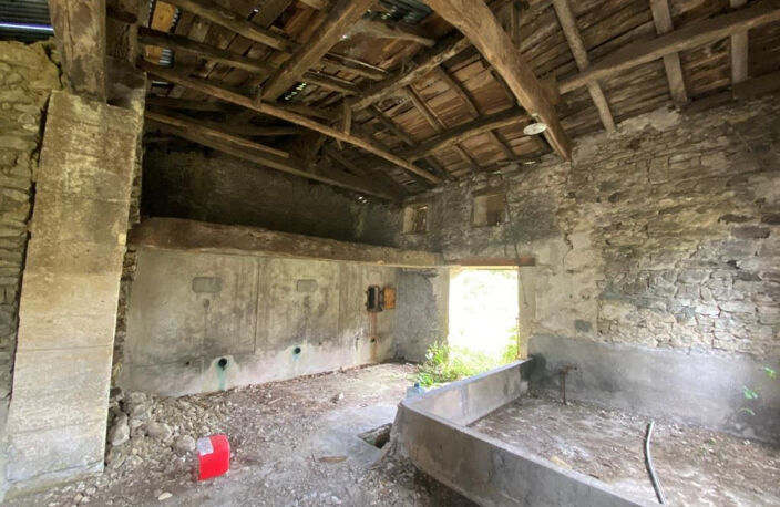 ST CHRISTOLY BATIMENT A RENOVER — photo 5