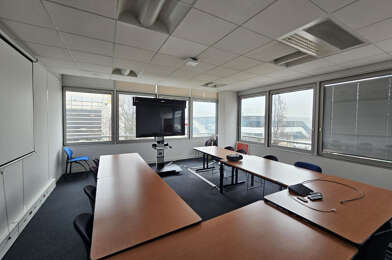 Bureau  8538 €