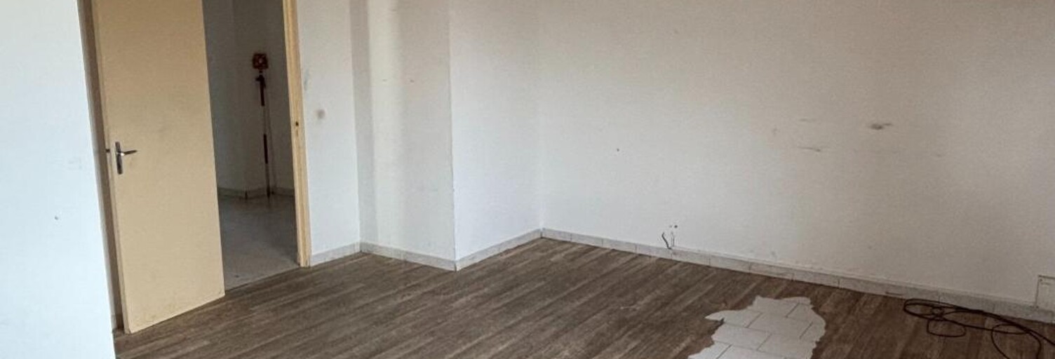 Immeuble  250 m² à louer à Rivière-Salée (97215)
