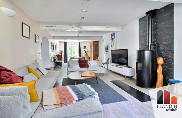 Maison de village de caractère avec terrasse, garage et loca — photo 3