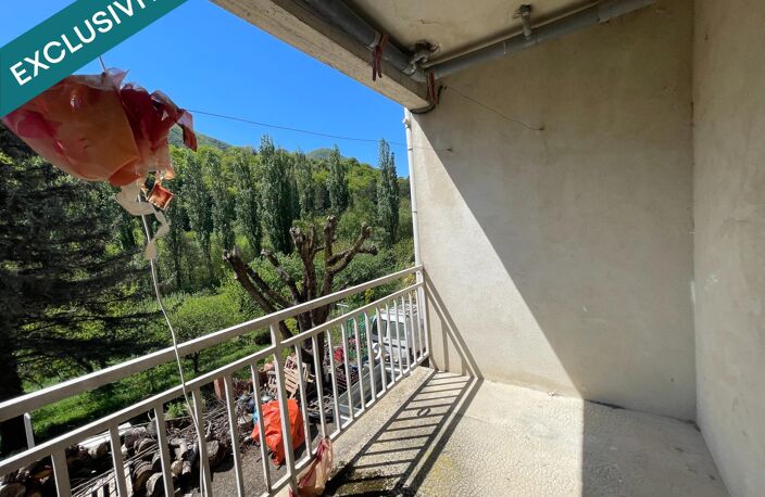 A vendre - Immeuble de rapport proche Dieulefit comprenant 5 appartements et un local commercial — photo 4