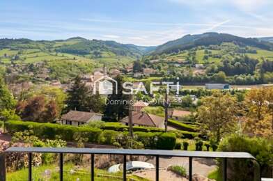 Appartement 5 pièces 220000 €