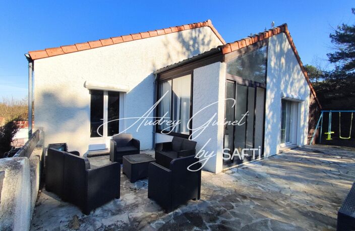 Spacieuse maison rénovée en 2019 avec fort potentiel d'aménagement — photo 2