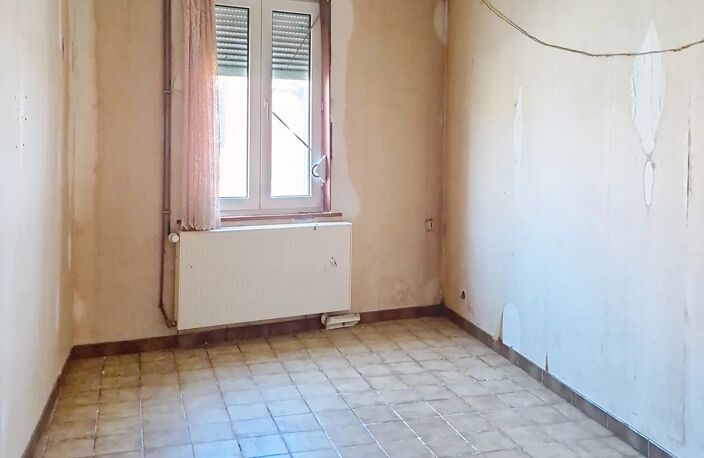 MAISON DE VILLAGE 5P - PROCHE CRÉCY SUR SERRE — photo 5