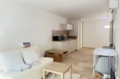 Appartement 1 pièces 870 €