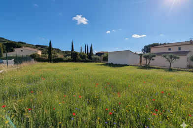 Terrain  172000 €