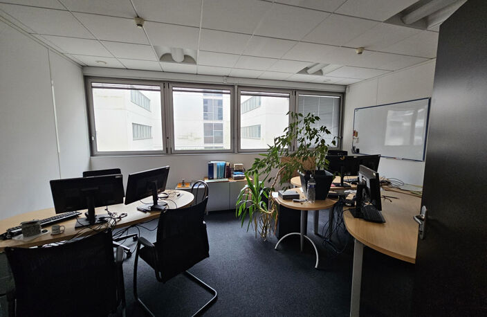 PLATEAUX DE BUREAUX A VENDRE ANGERS SAINT SERGE — photo 3