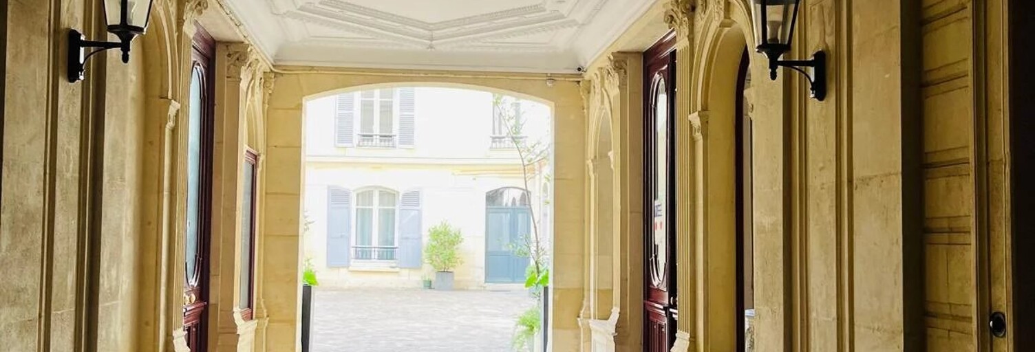Bureau 3 Pièces 70 m² à louer à Paris 9 (75009)