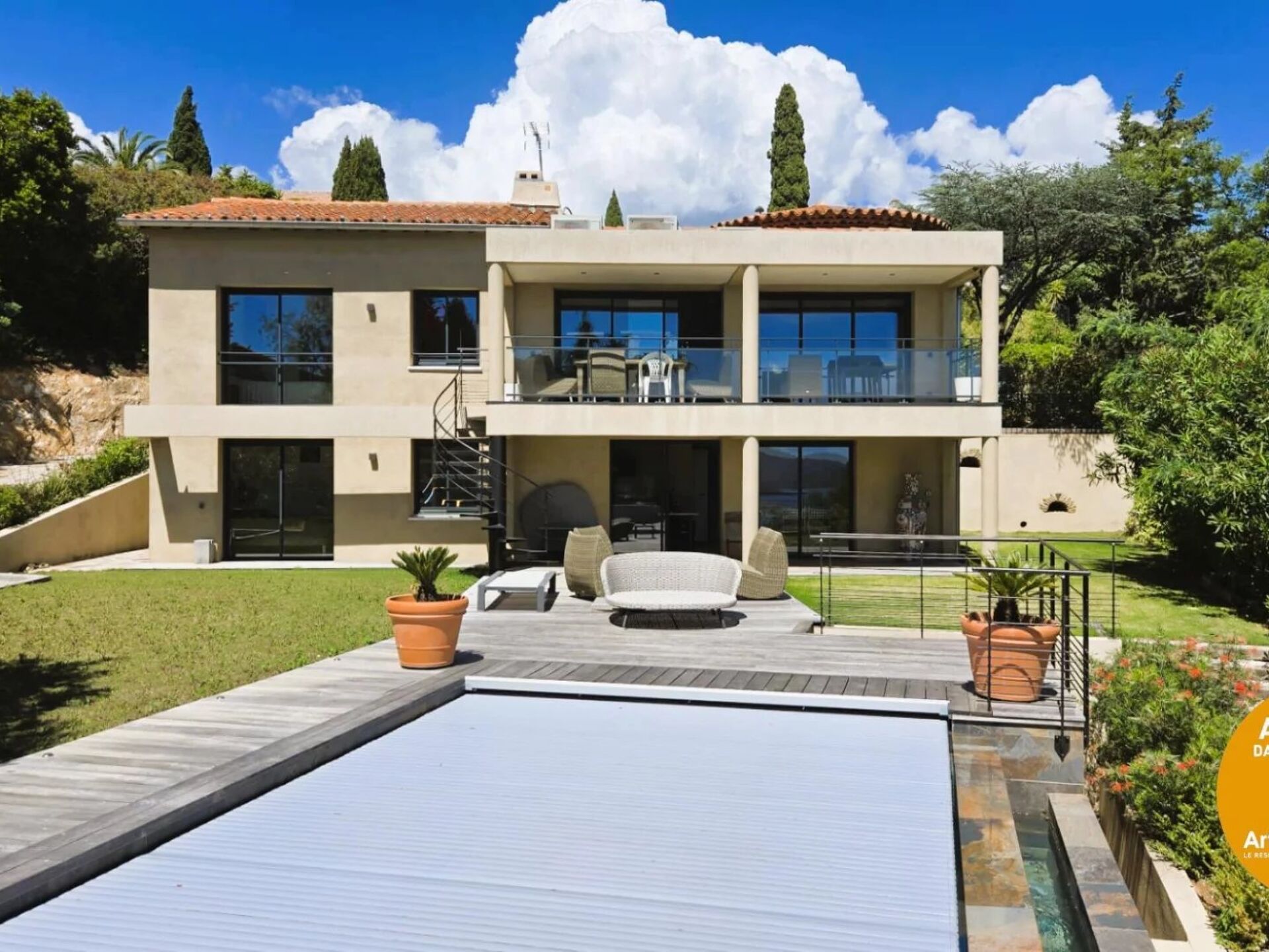 Maison 6 pièces 203 m² · à Le Lavandou · 203 m² · 3 650 000 €