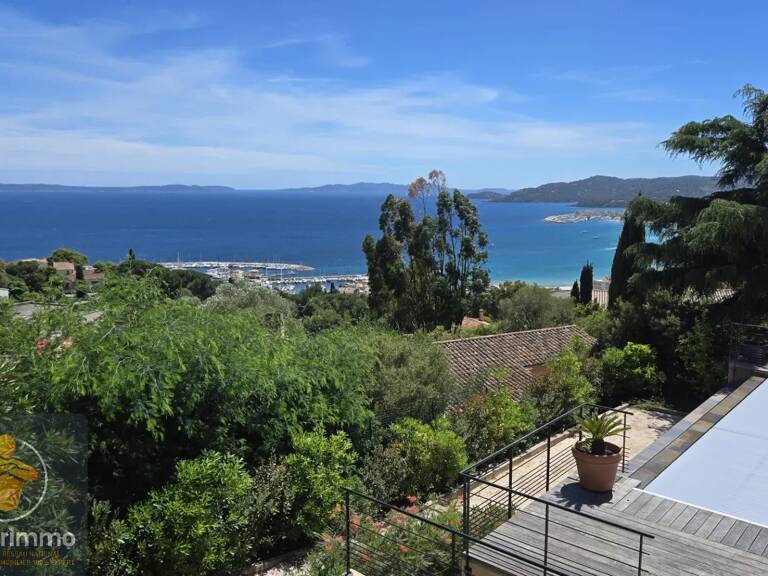Villa contemporaine avec vue mer au Lavandou — photo 1