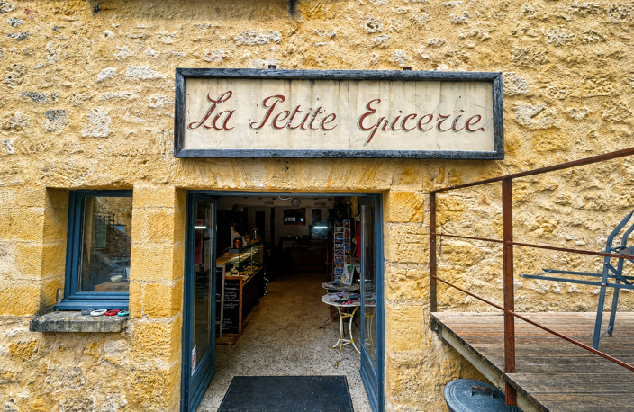 Maison de Caractère & Local Commercial en Périgord — photo 2